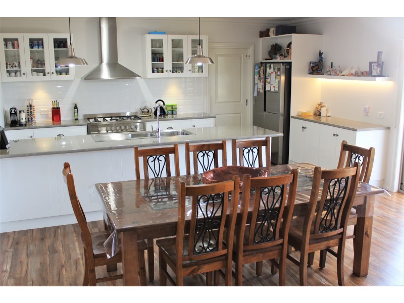 2 Autumn Close, Huntly VIC 3551