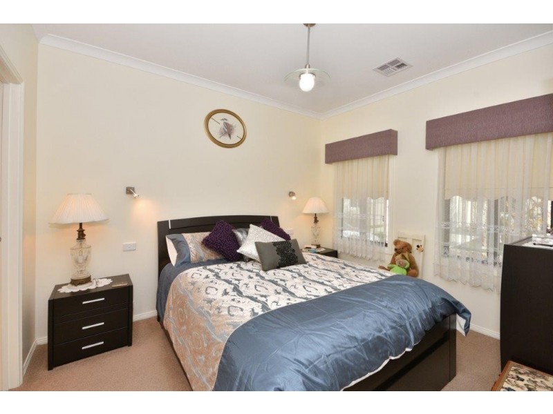 12/31 Furness Street, Kangaroo Flat VIC 3555