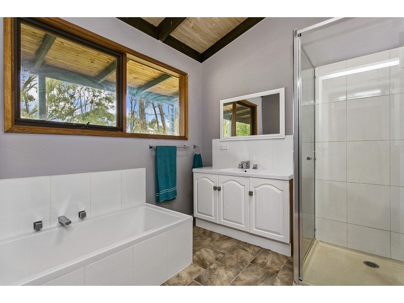 58 McMillans Road, Green Gully VIC 3462