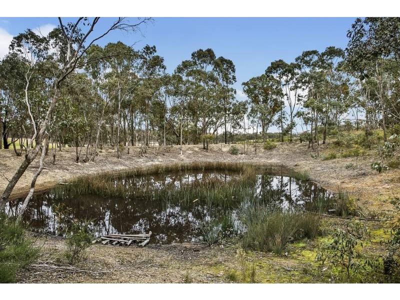 58 McMillans Road, Green Gully VIC 3462