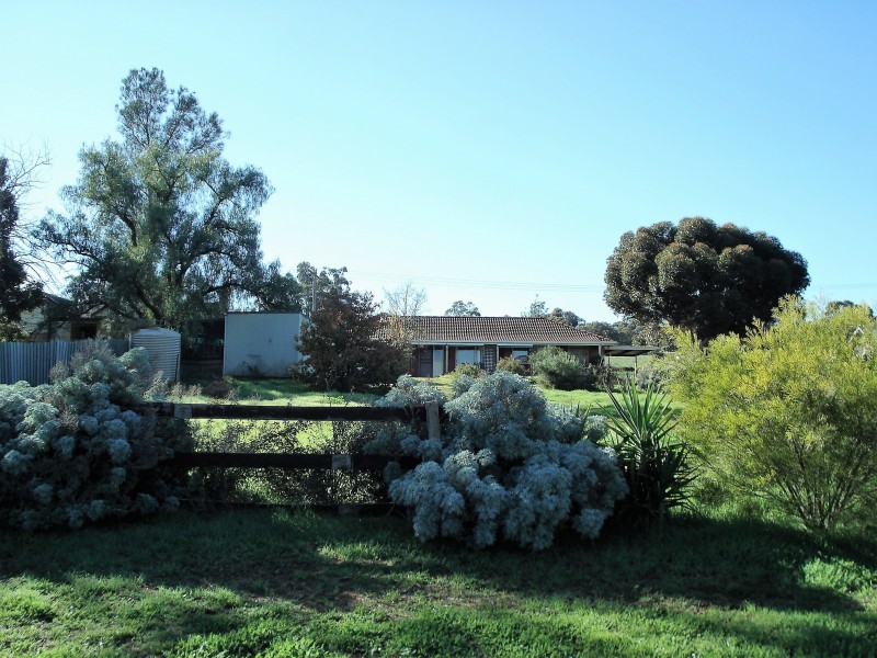 Waitchie Street, Wedderburn VIC 3518