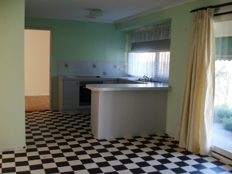 Waitchie Street, Wedderburn VIC 3518