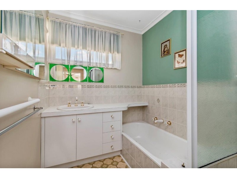 21 Sterry Street, Golden Square VIC 3555