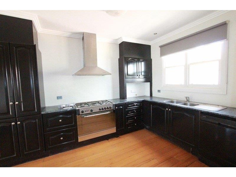 18 Speciman Hill Road, Golden Square VIC 3555