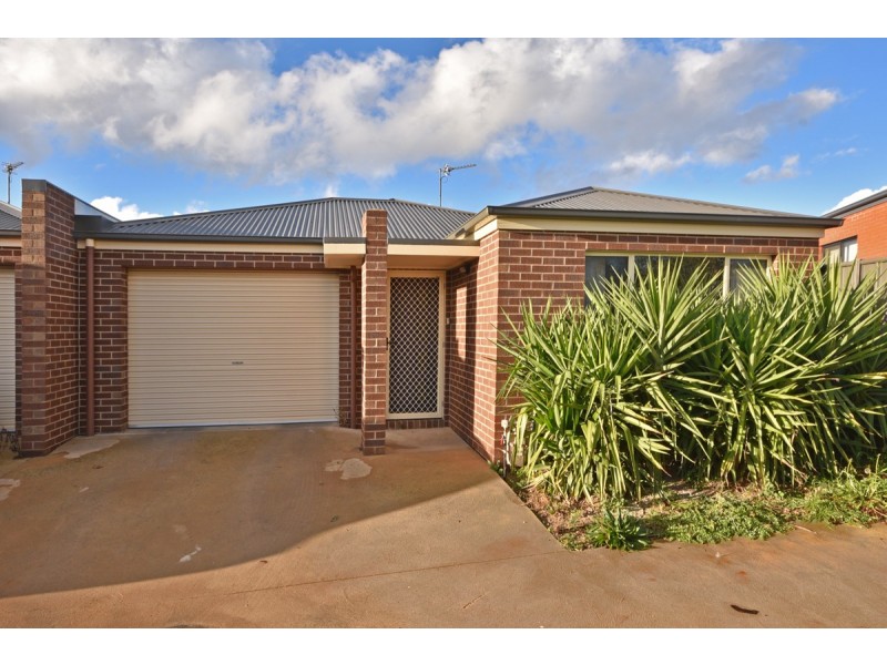2/10A Haggar Street, Eaglehawk VIC 3556