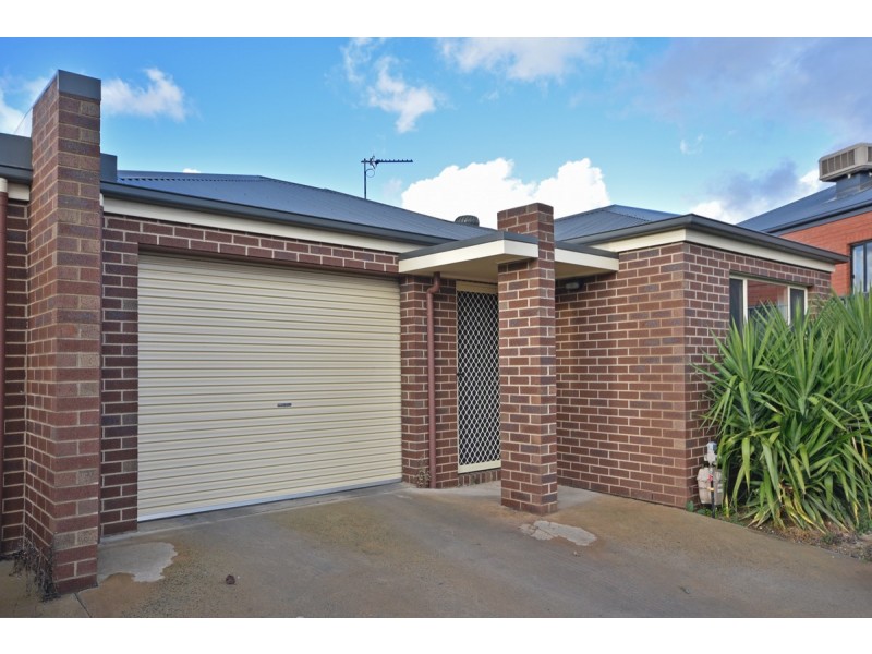 2/10A Haggar Street, Eaglehawk VIC 3556