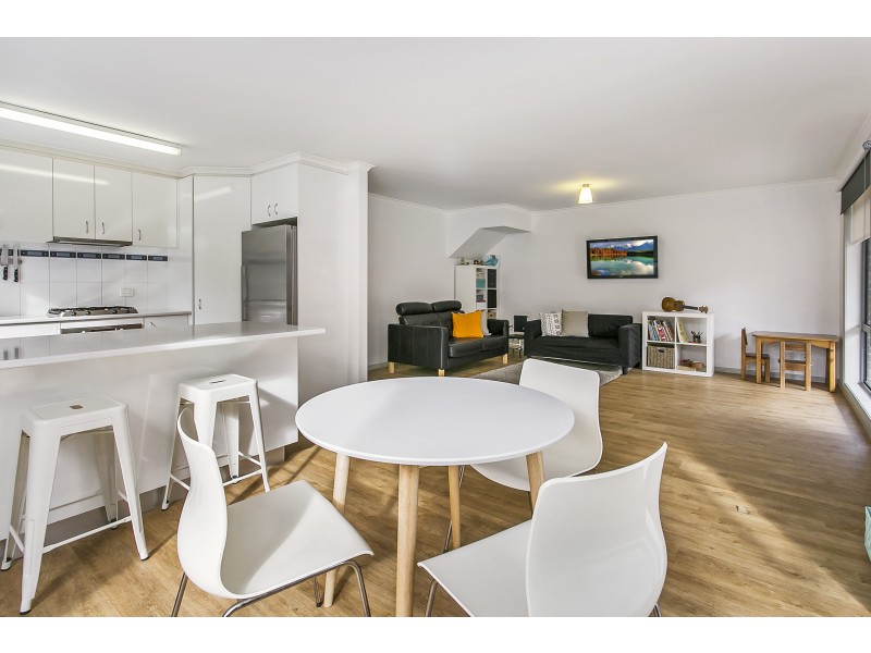 5 Redgum Court, Heathcote VIC 3523