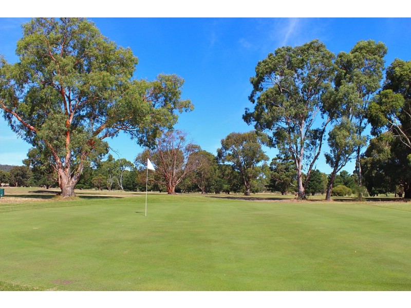 5 Redgum Court, Heathcote VIC 3523