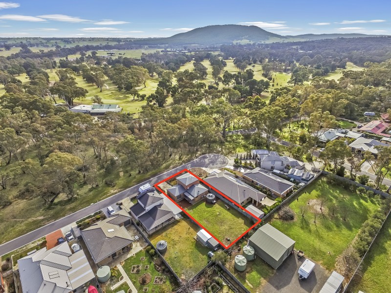 5 Redgum Court, Heathcote VIC 3523