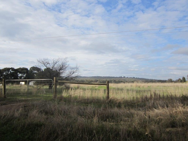 561 Bradford Road, Shelbourne VIC 3463