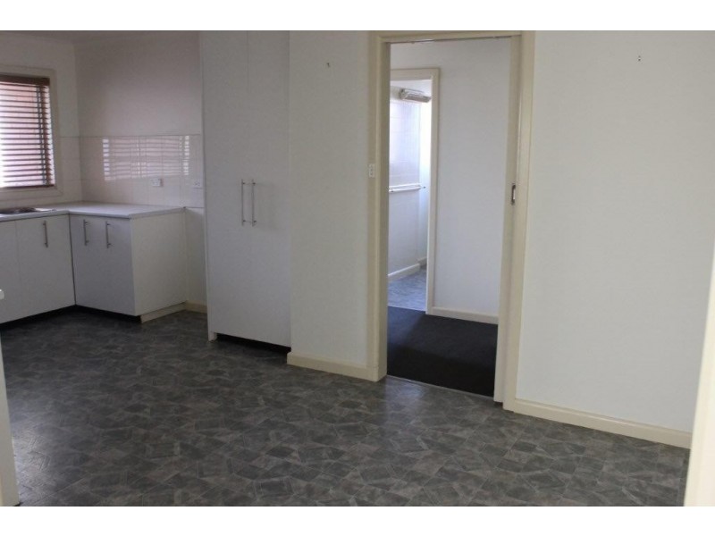 197 High Street, Kangaroo Flat VIC 3555