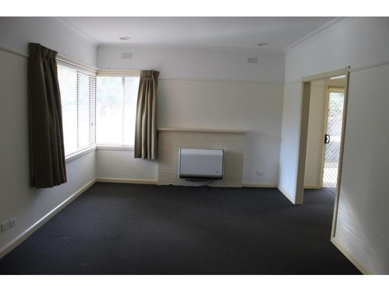 197 High Street, Kangaroo Flat VIC 3555