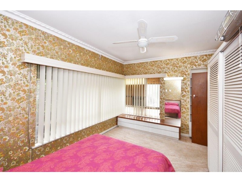 40 Putnam Avenue, Strathdale VIC 3550