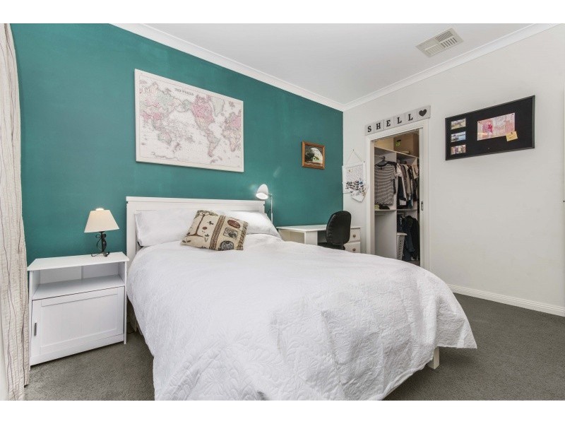 35 Amara Way, Kangaroo Flat VIC 3555