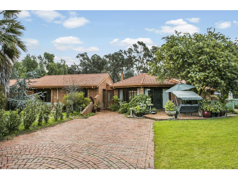 110 Macdougall Road, Golden Square VIC 3555