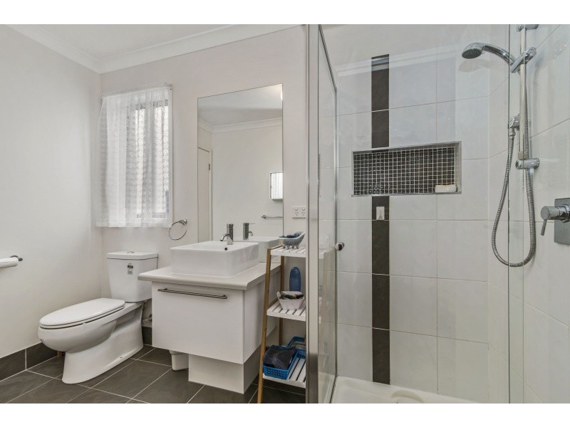 12 Highview Terrace, Kangaroo Flat VIC 3555