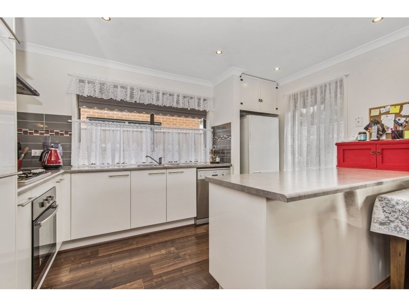 12 Highview Terrace, Kangaroo Flat VIC 3555