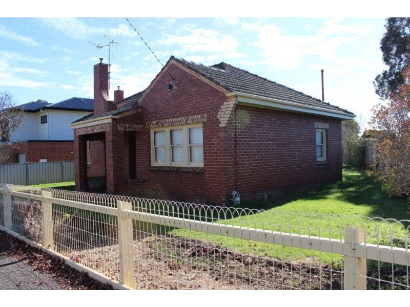 7 Ellis Street, Flora Hill VIC 3550