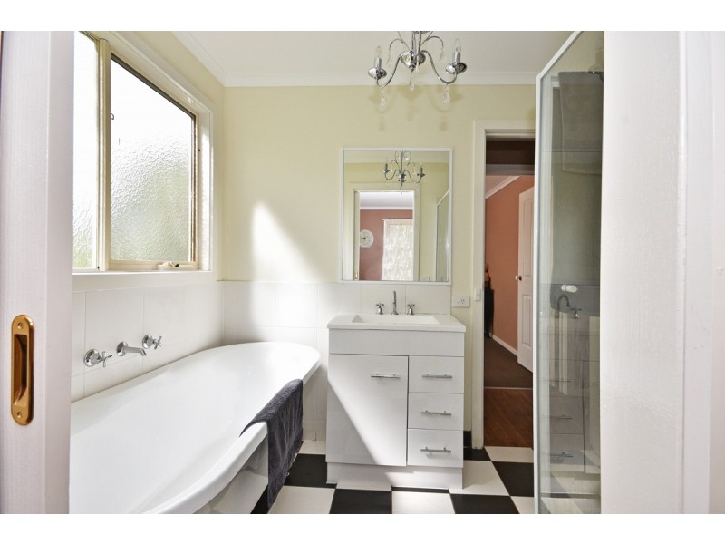 57 Brenanah – Glenalbyn Road, Inglewood VIC 3517