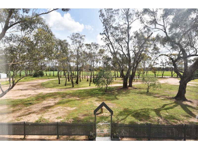 57 Brenanah – Glenalbyn Road, Inglewood VIC 3517