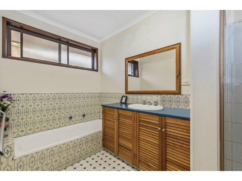 10 Walls Street, Eaglehawk VIC 3556