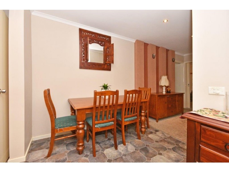 110 Crusoe Road, Kangaroo Flat VIC 3555