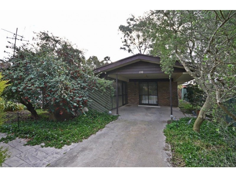 110 Crusoe Road, Kangaroo Flat VIC 3555