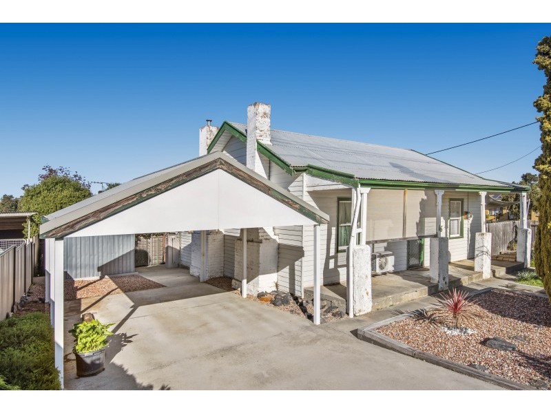 16 Prouses Road, North Bendigo VIC 3550