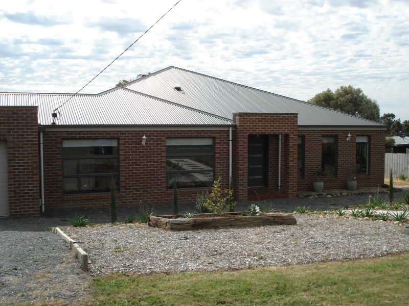 20 View Street, Charlton VIC 3525