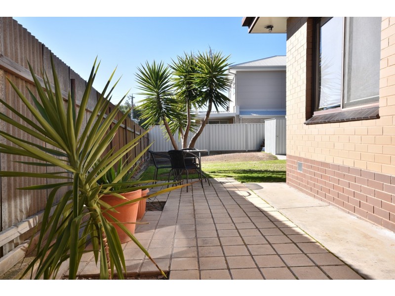 2/4 Trotter Lane, Ironbark VIC 3550