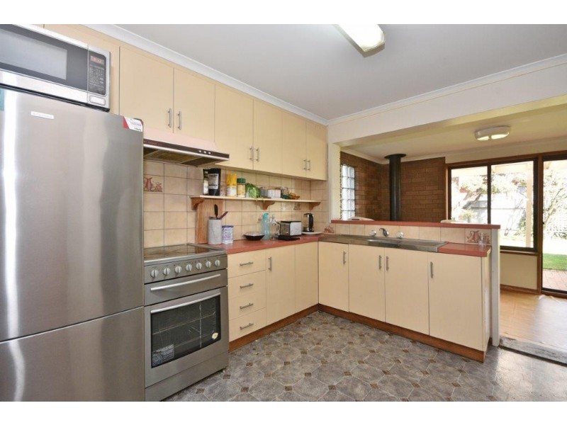 12 Camp Street, Kangaroo Flat VIC 3555