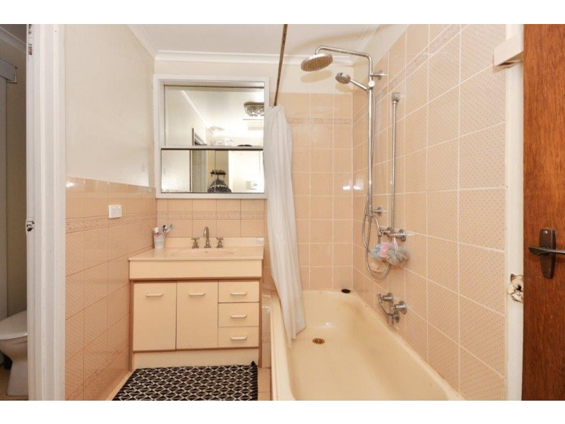 12 Camp Street, Kangaroo Flat VIC 3555