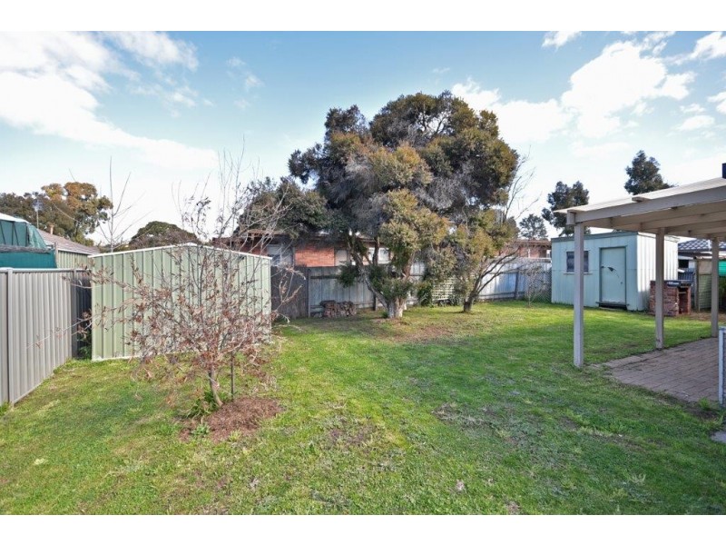 12 Camp Street, Kangaroo Flat VIC 3555