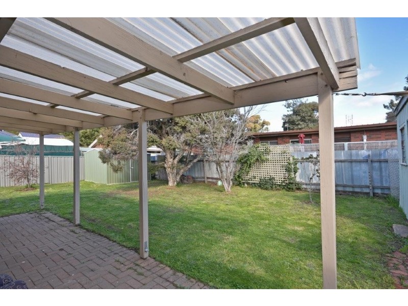 12 Camp Street, Kangaroo Flat VIC 3555