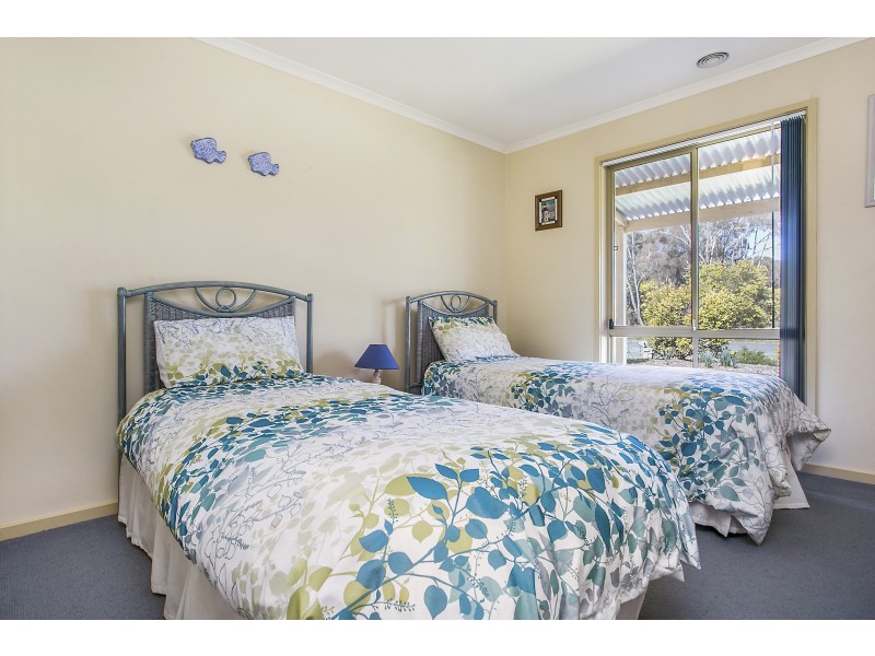 6 Dingee Road, Rochester VIC 3561