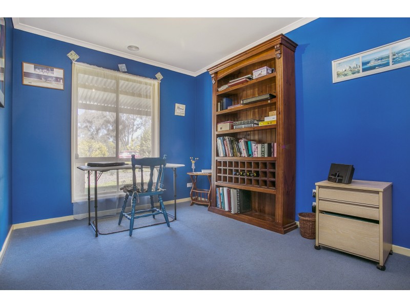 6 Dingee Road, Rochester VIC 3561