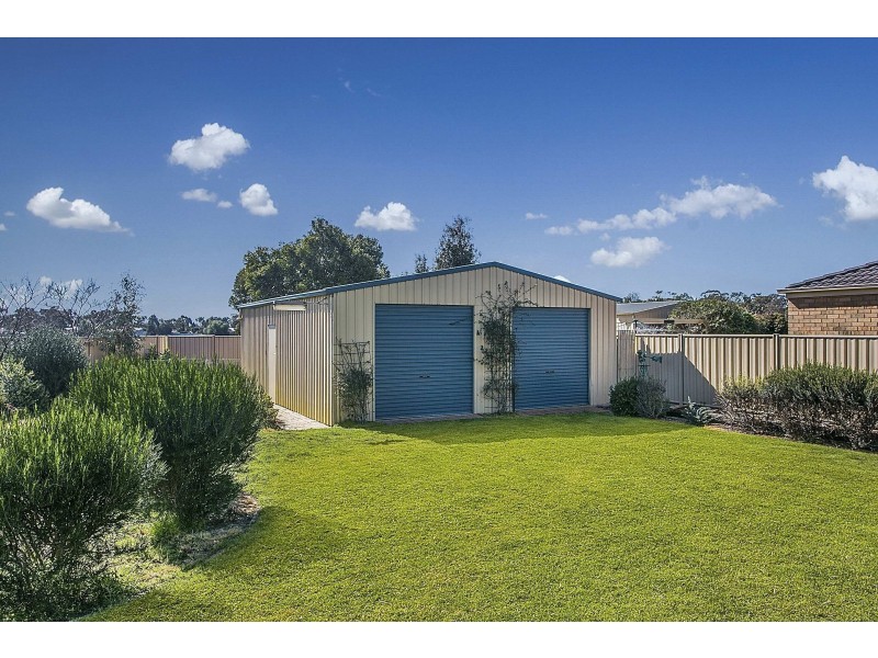 6 Dingee Road, Rochester VIC 3561