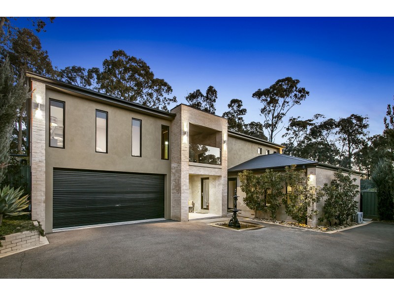 13 Federation Terrace, Kennington VIC 3550