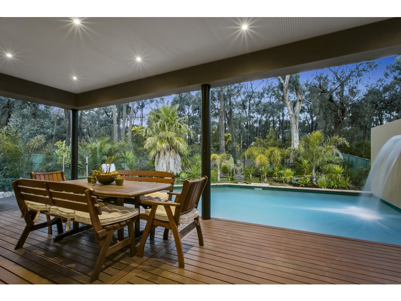 13 Federation Terrace, Kennington VIC 3550