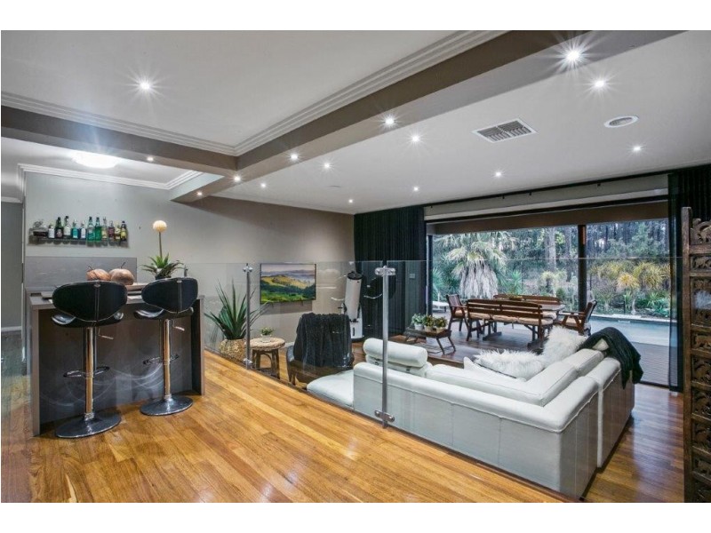 13 Federation Terrace, Kennington VIC 3550