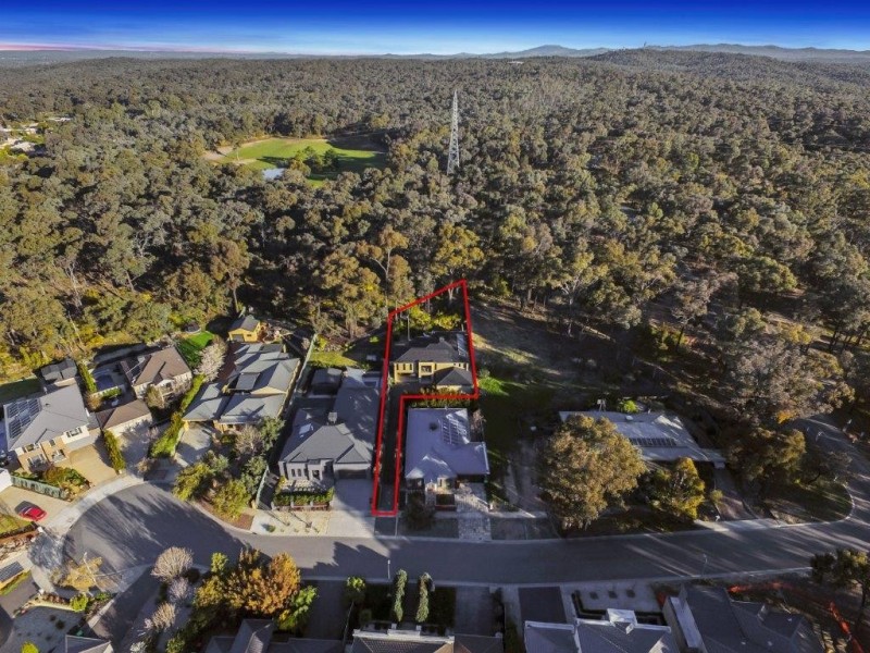 13 Federation Terrace, Kennington VIC 3550