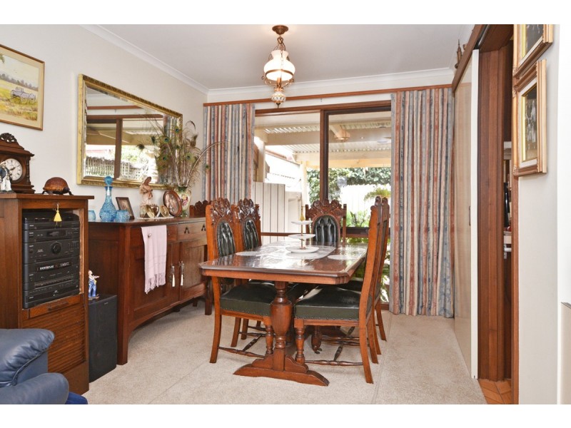 38 Crusoe Road, Kangaroo Flat VIC 3555