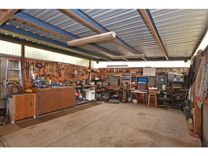 38 Crusoe Road, Kangaroo Flat VIC 3555