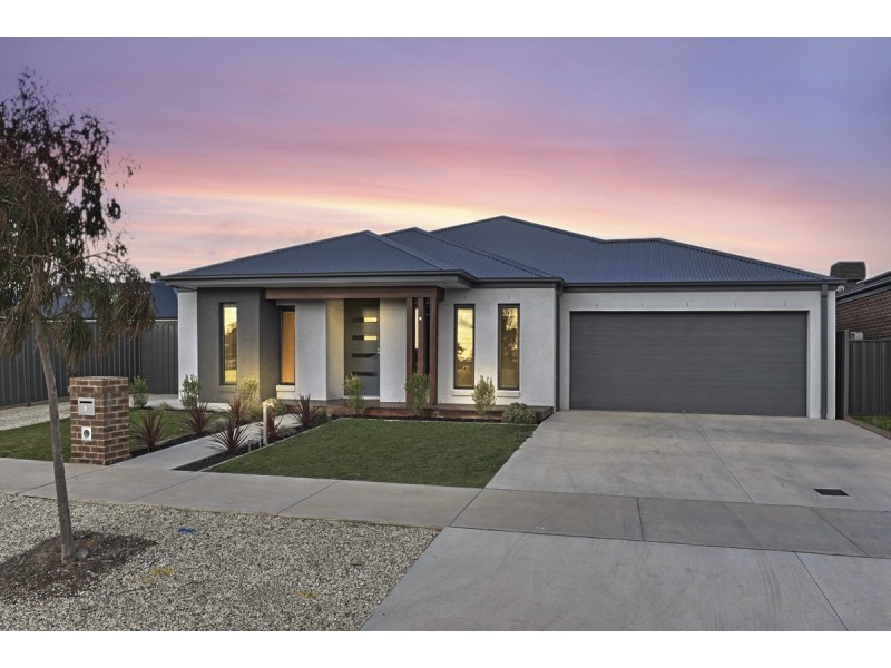 4 Oakbank Place, Marong VIC 3515