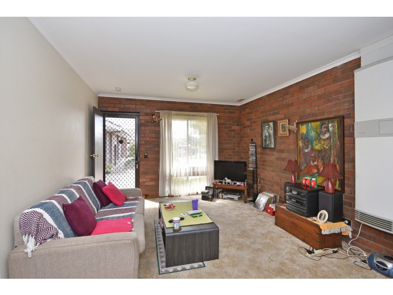 8/12 Ligar Street, Kennington VIC 3550