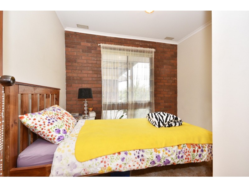 8/12 Ligar Street, Kennington VIC 3550