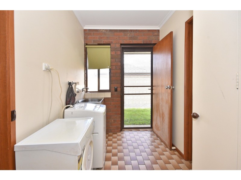 8/12 Ligar Street, Kennington VIC 3550