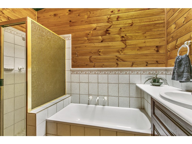 81 Forest Drive, Heathcote VIC 3523