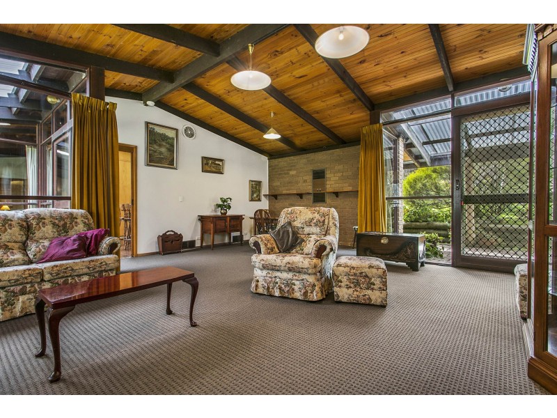 81 Forest Drive, Heathcote VIC 3523