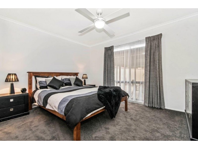 55 Gill Avenue, California Gully VIC 3556